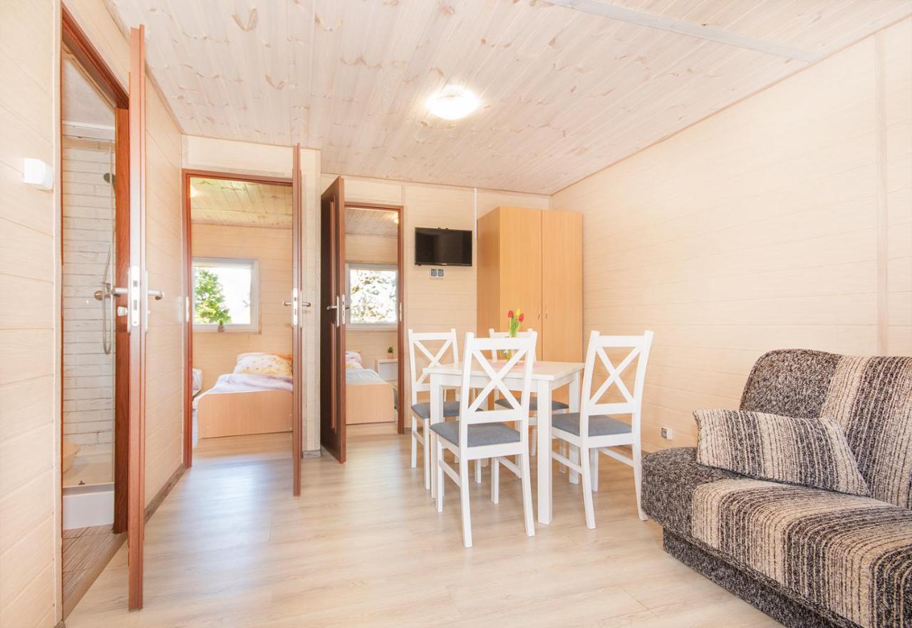 Przyjazna Osada - Domki I Apartamenty Ujście-Darłowskie Esterno foto